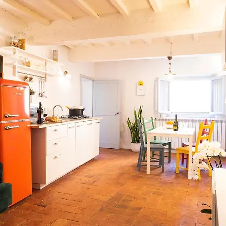 Lejlighed Orange Tuscany Flat
