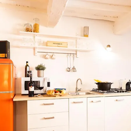 Orange Tuscany Flat Lejlighed *