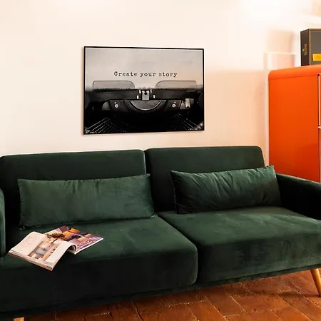 Orange Tuscany Flat *